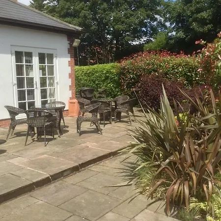 Hotel Eaton 3*