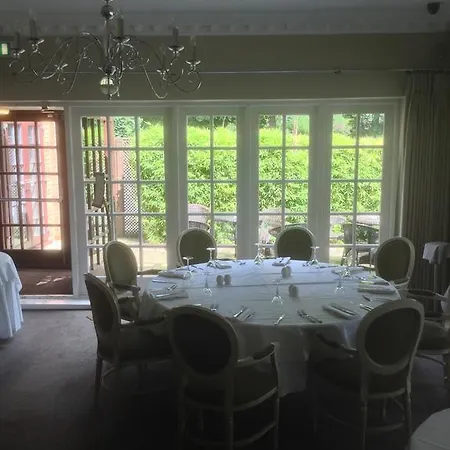 Eaton Hotel 3*
